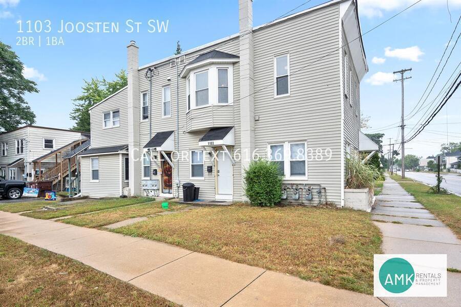 1103 Joosten St SW in Wyoming, MI - Building Photo