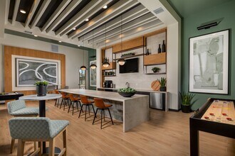Delhaven Pointe in Murrieta, CA - Foto de edificio - Building Photo