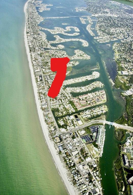 121 14th Ave N in Indian Rocks Beach, FL - Building Photo - Building Photo