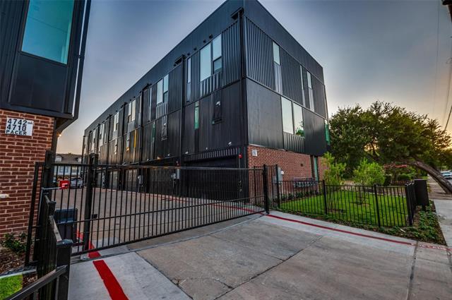 4735 Pacer Ct in Dallas, TX - Foto de edificio - Building Photo