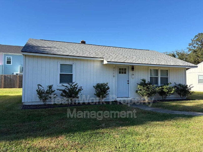 property at 3119 Azalea Dr