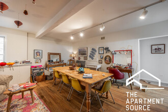 1450 W Cortez St, Unit 1N in Chicago, IL - Building Photo - Building Photo