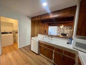 11466 Culver Park Dr in Culver City, CA - Building Photo - Building Photo