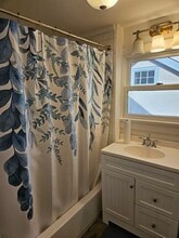 105 Greene St in Newtown, PA - Building Photo - Building Photo