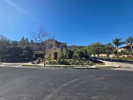 3256 Sitio Tortuga in Carlsbad, CA - Building Photo