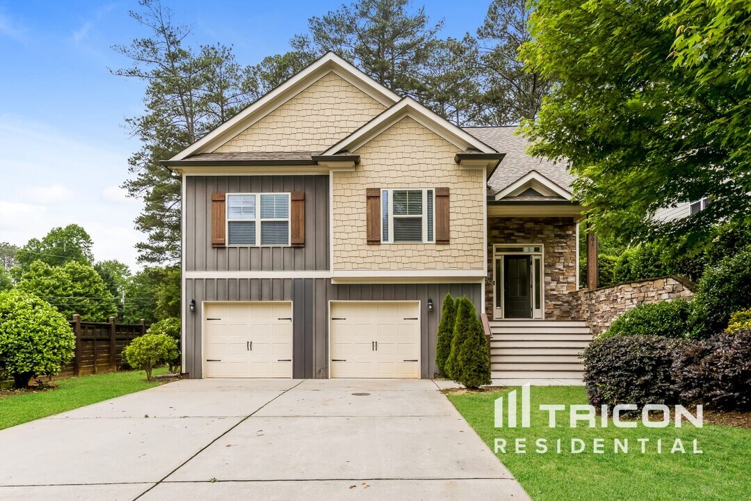 4901 Zachary Ct in Acworth, GA - Foto de edificio