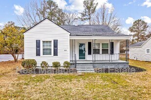 414 Mc Pherson Rd in Fayetteville, NC - Building Photo