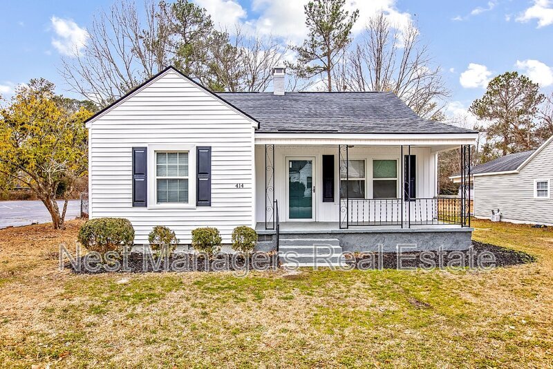 414 Mc Pherson Rd in Fayetteville, NC - Building Photo