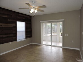 1489 Newcastle Way in Pensacola, FL - Building Photo - Building Photo