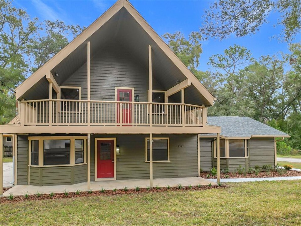 3581 S Apopka Ave in Inverness, FL - Building Photo