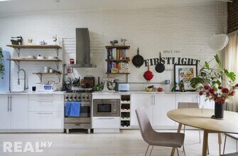 427 E 6th St-Unit -5EW in New York, NY - Building Photo - Building Photo