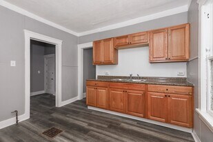 2307 Garden Ave in Cleveland, OH - Building Photo