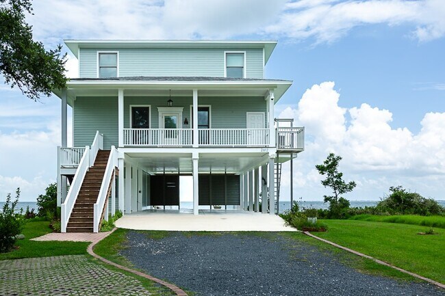 2612 Todville Rd in Seabrook, TX - Building Photo - Building Photo