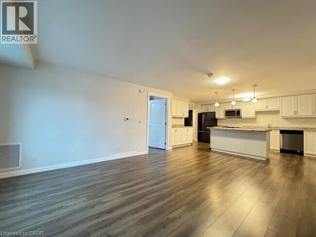 778 Laurelwood Dr in Waterloo, ON - Building Photo - Building Photo