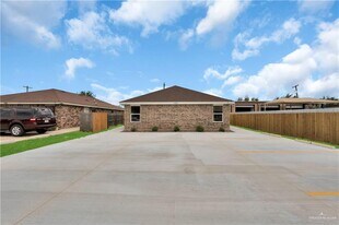 2209 Ithaca Ave in McAllen, TX - Building Photo