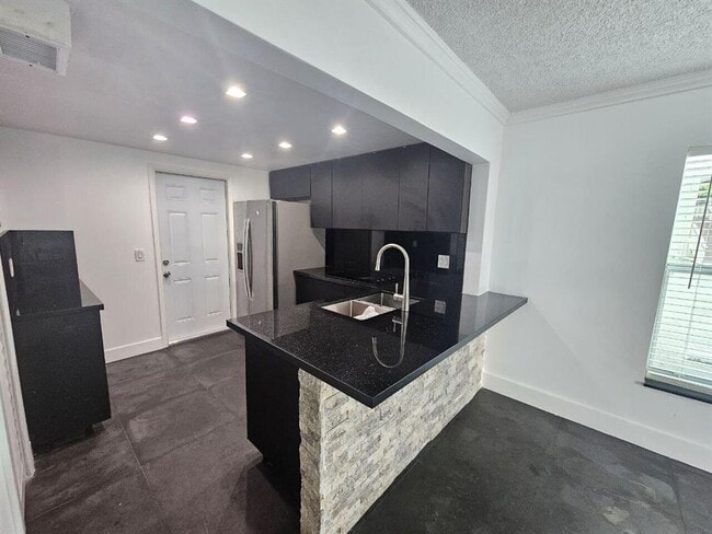 3777 NW 78th Ave, Unit 2A