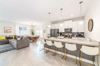5023 Windermere Ave in Kissimmee, FL - Building Photo - Building Photo