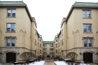 Michigan Court in Evanston, IL - Building Photo - Building Photo