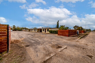 5818-5830 E 26th St in Tucson, AZ - Building Photo - Building Photo