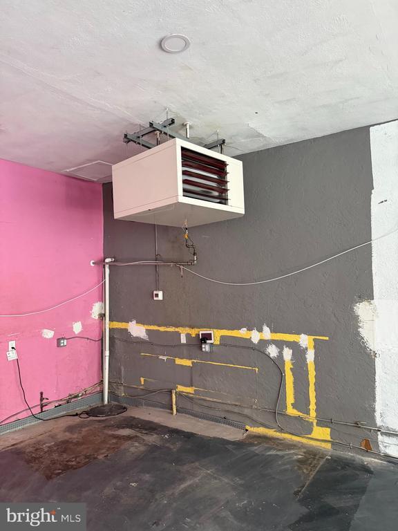 2903 Edgmont Ave in Brookhaven, PA - Building Photo - Building Photo