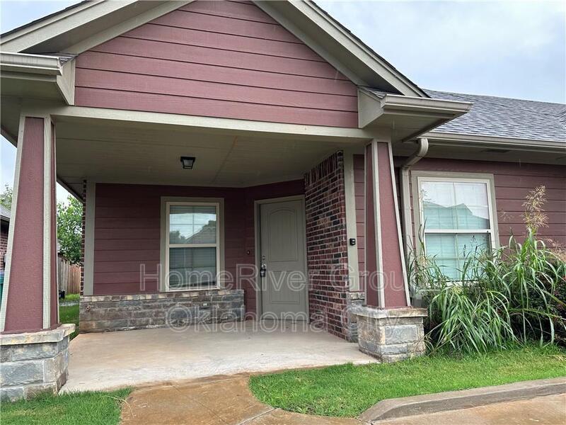 1007 SW 92nd St in Oklahoma City, OK - Building Photo