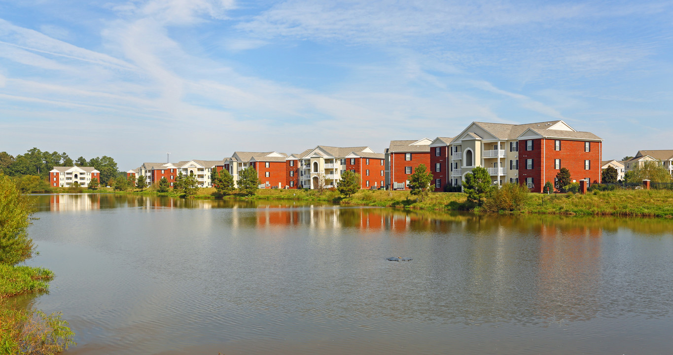 Woodlake Apartments in Florence, SC - Foto de edificio