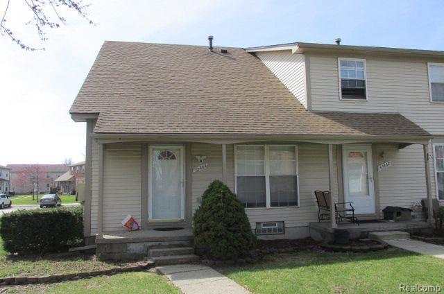 35464 Townley Dr in Sterling Heights, MI - Building Photo