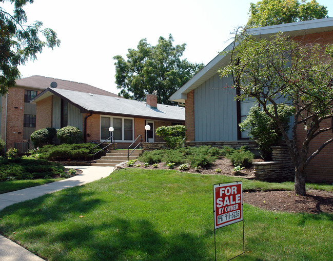 206 N Brockway St in Palatine, IL - Building Photo - Building Photo