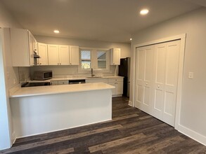 312 Oak St in Walnutport, PA - Building Photo - Building Photo
