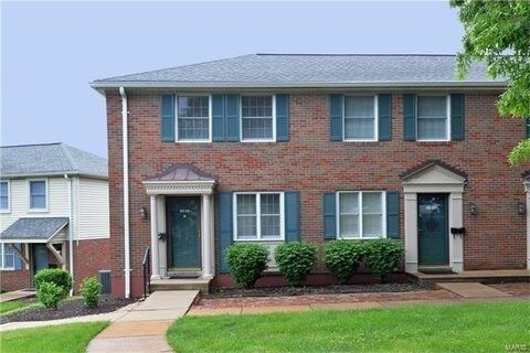 Brentwood Forest Condominium in St. Louis, MO - Foto de edificio