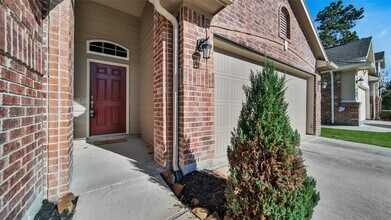 106 Knollbrook Cir in Montgomery, TX - Building Photo - Building Photo