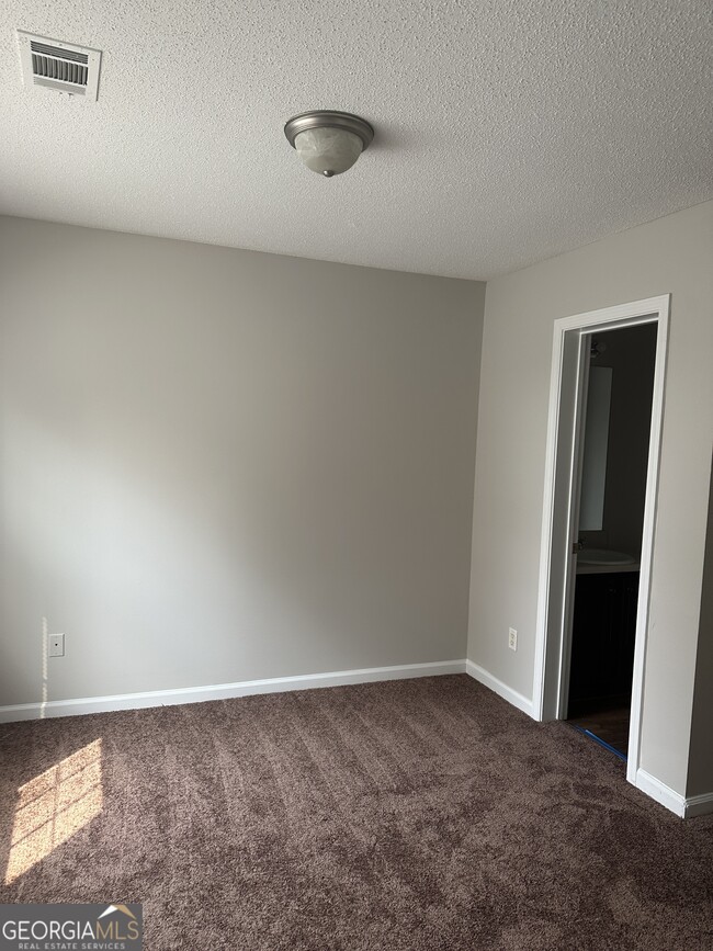 5549 Festival Ave in Fairburn, GA - Building Photo - Building Photo
