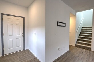 63 E Calle Puente Azul in Sahuarita, AZ - Building Photo - Building Photo