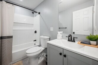 81 Luna St in Providence, RI - Building Photo - Building Photo