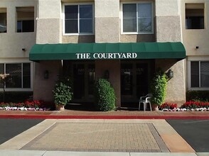 130 S Barranca Ave, Unit 314 in West Covina, CA - Building Photo - Building Photo