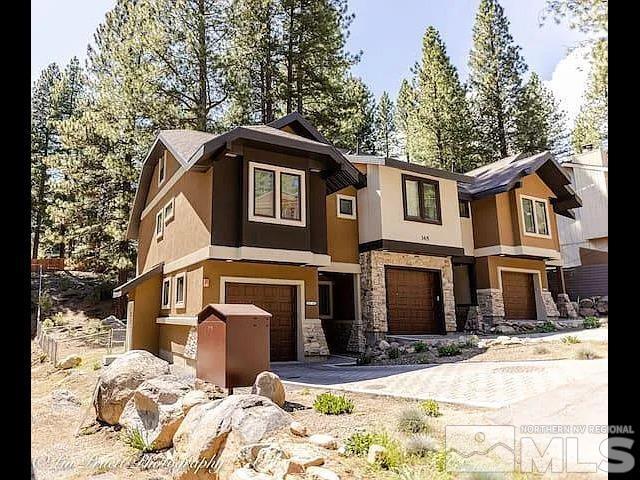 property at 365 Cottonwood Ct