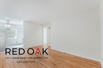 6655 Franklin Ave in Los Angeles, CA - Building Photo - Building Photo