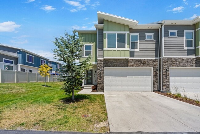 property at 4287 E Golden Cir