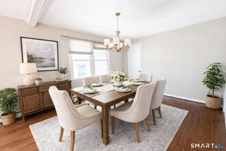 732 Tunxis Hill Rd in Fairfield, CT - Building Photo - Building Photo