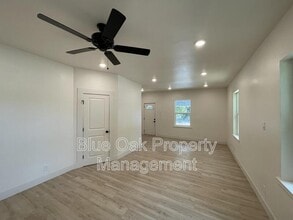 556 Humboldt Ave in Chico, CA - Building Photo - Building Photo