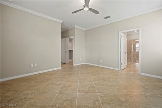 43368 Treadway Dr in Punta Gorda, FL - Foto de edificio - Building Photo