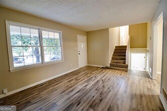 321 Tarragon Wy SW in Atlanta, GA - Building Photo - Building Photo