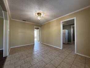 2401 21st St in Lubbock, TX - Building Photo - Building Photo