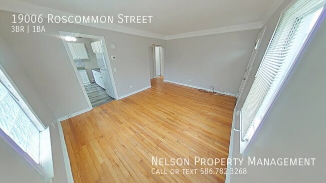 19006 Roscommon St in Harper Woods, MI - Building Photo - Building Photo