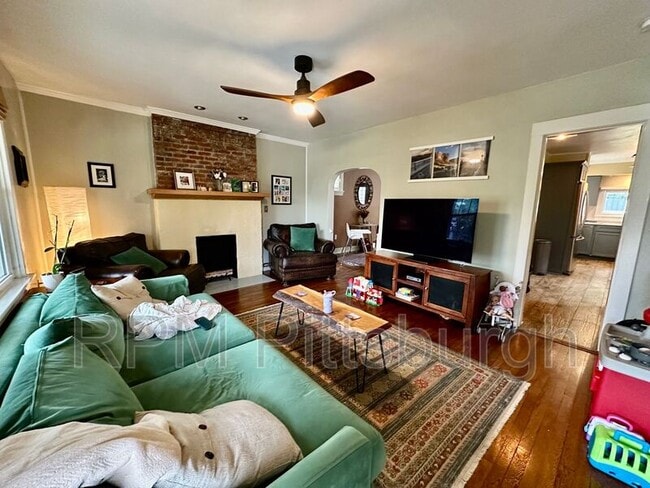 property at 45 Shady Dr W