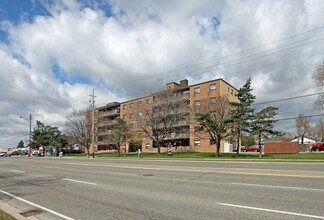 1780 Lawrence Av E in Toronto, ON - Building Photo - Building Photo