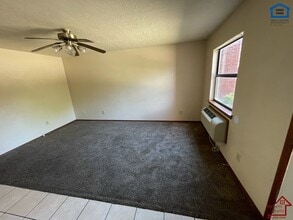 1912 SW D Ave in Lawton, OK - Building Photo - Building Photo