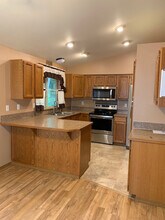 18525 Woodside Dr SE in Yelm, WA - Building Photo - Building Photo