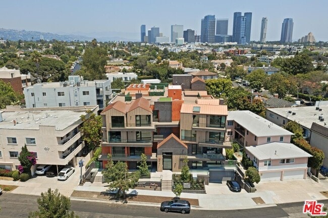 1618 Hilts Ave in Los Angeles, CA - Building Photo - Building Photo