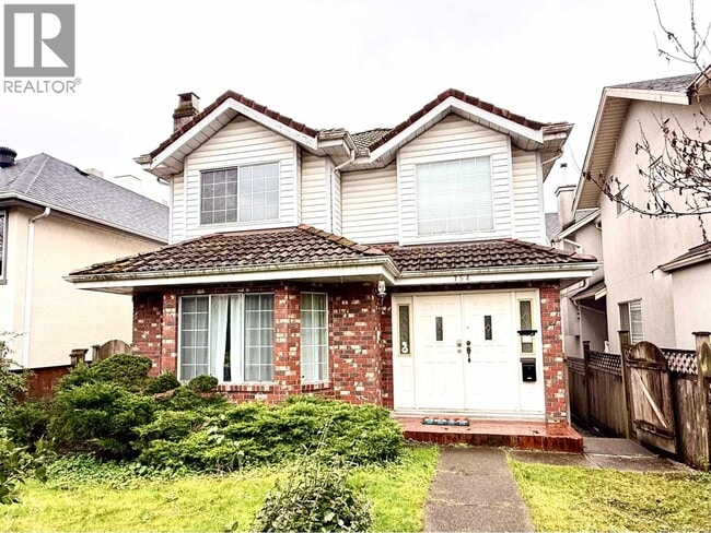 property at 754 W 69th Ave